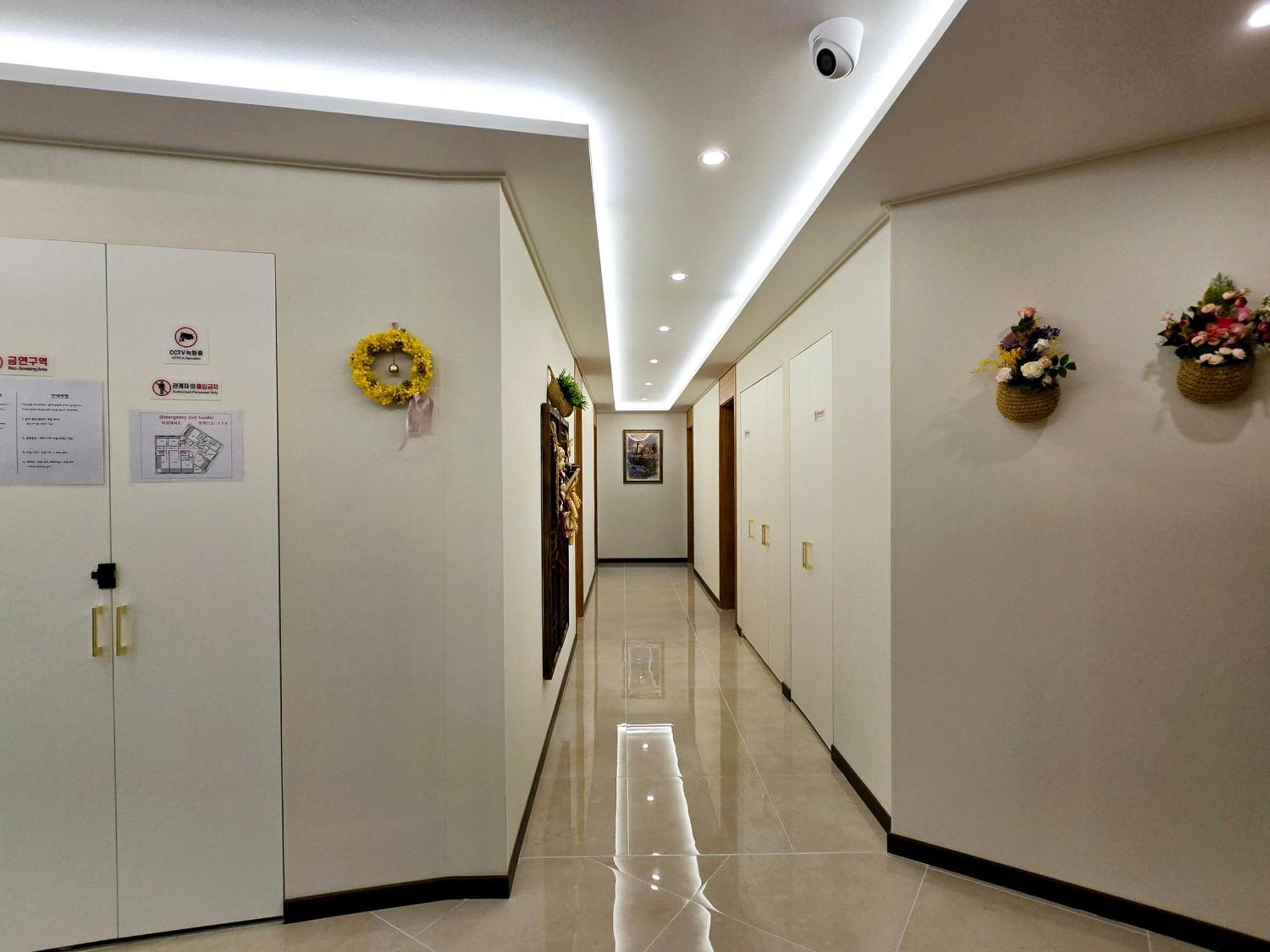 Incheon Airport Guesthouse L Eksteriør bilde