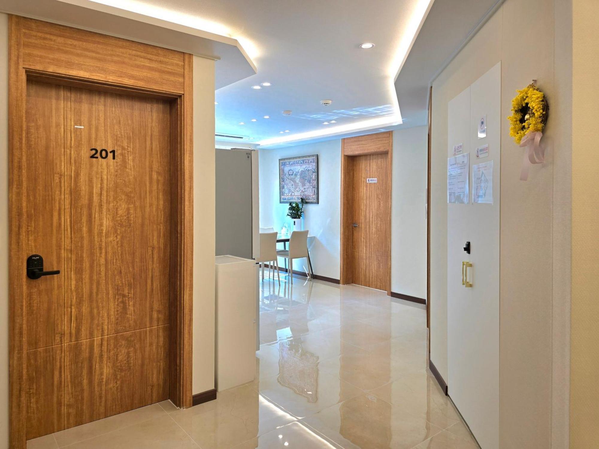 Incheon Airport Guesthouse L Eksteriør bilde